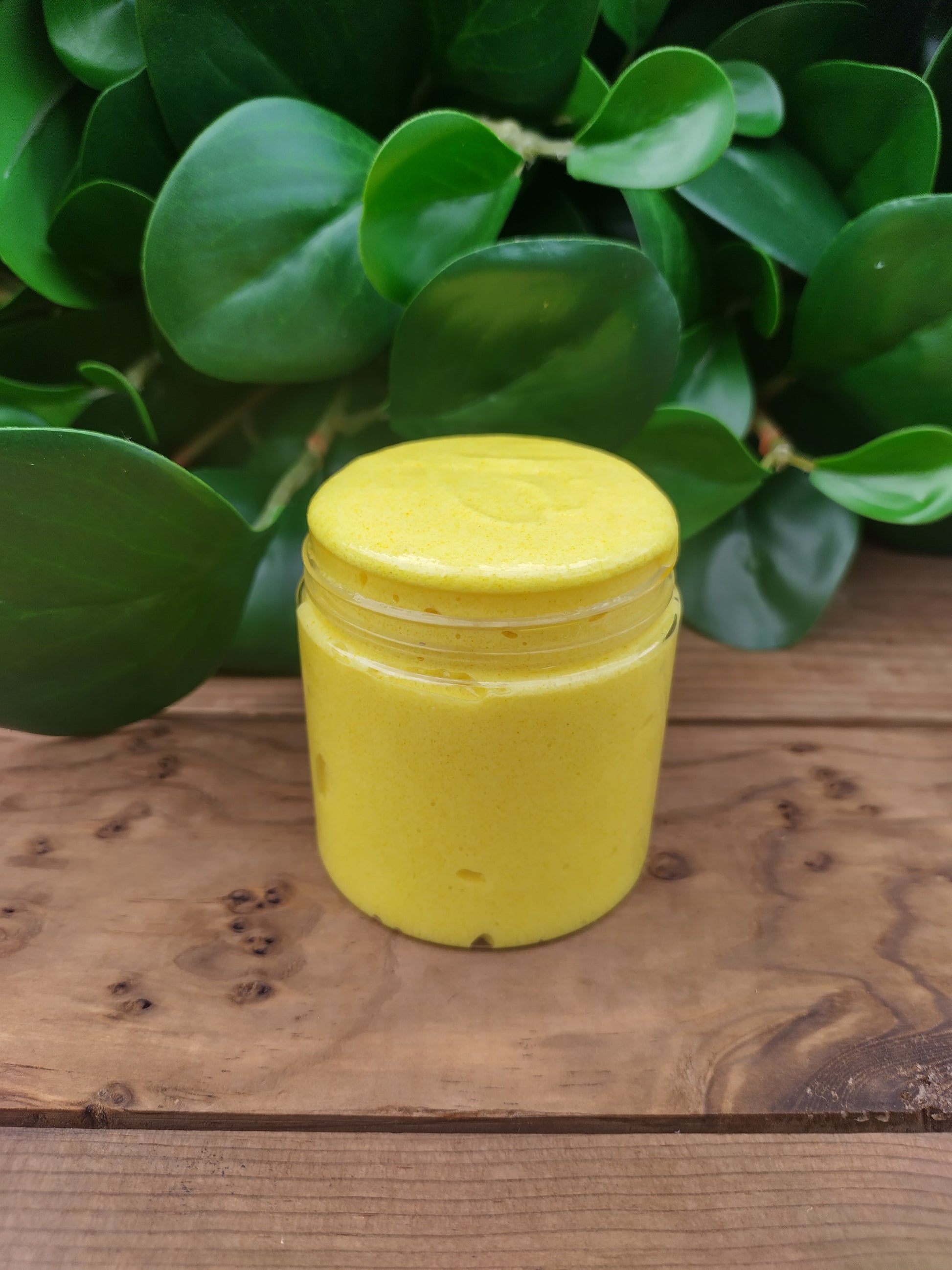 Foaming Turmeric Sugar Scrub